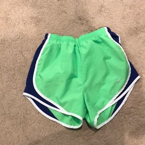 Women's Nike Tempo Shorts